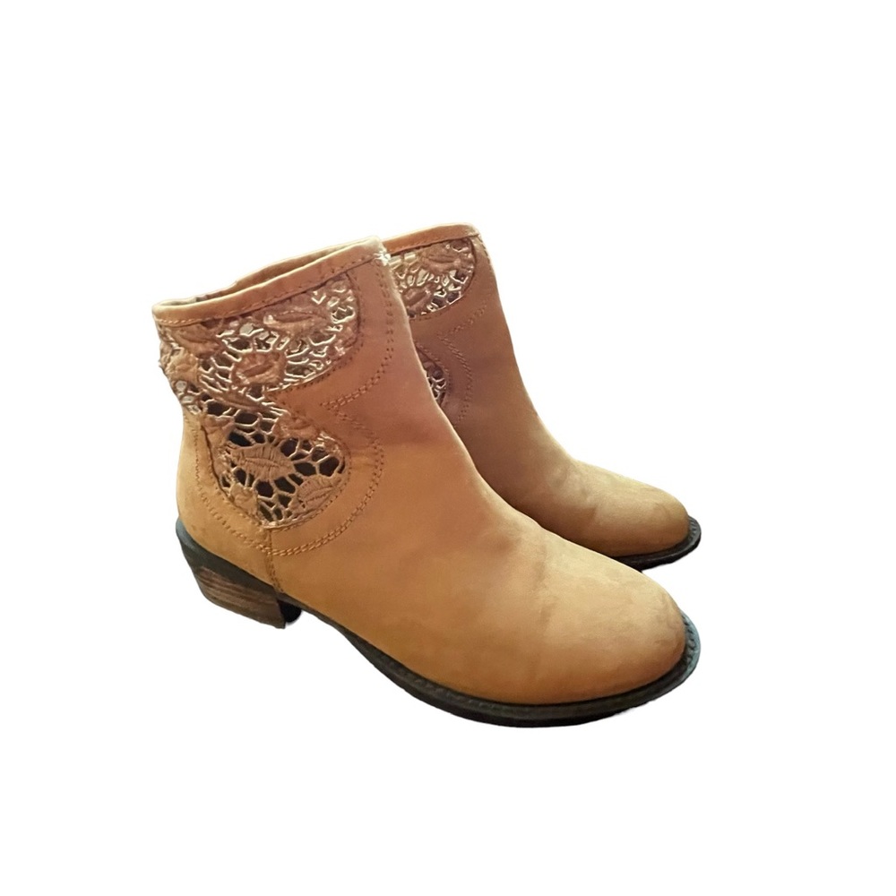 Very Volatile Tan Suede Ankle Boots - 6